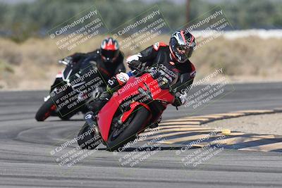 media/Oct-13-2025-Moto Forza (Mon) [[a66d839500]]/3-B Group/Session 3 (Turn 16)/